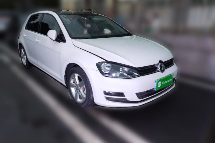 Used Volkswagen Golf 2016 230TSI Automatic Comfort Version
