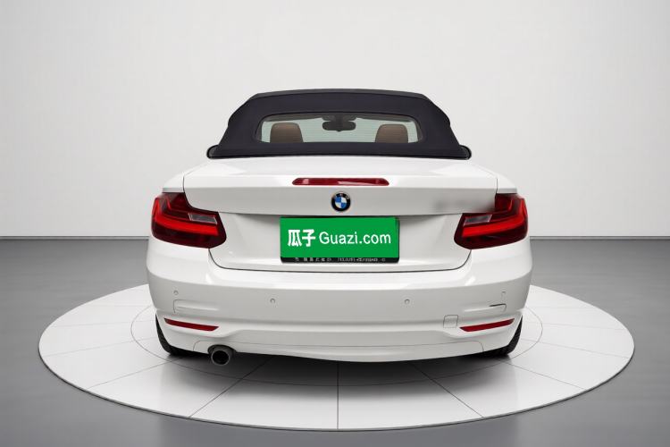 Used BMW 2 Series 2015 218i Convertible Coupe Exterior 4