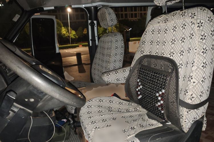 Used JMC Transit 2021 2.8T Space King Standard Version Long Wheelbase Mid-Height Roof Rear Dual Tires – Step 6-Seater Diesel China VI Emission Standard JX493
