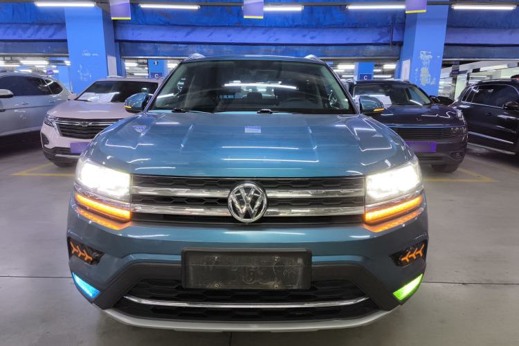 Used Volkswagen Tharu 2020 330TSI All-Wheel-Drive Luxury Edition China VI Standard