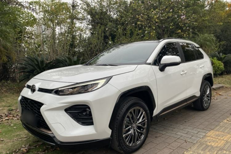 Used Toyota Wildlander 2024 2.0L CVT Two-Wheel Drive Luxury PLUS Edition
