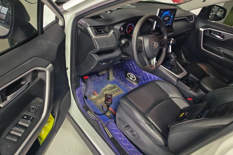 Used Toyota Wildlander 2020 2.0L CVT 4x4 Luxury Edition