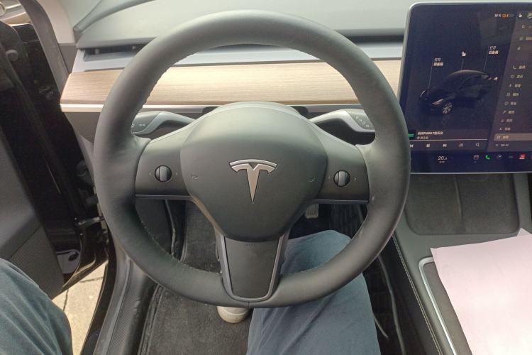 Used Tesla Model Y 2022 Rear-Wheel-Drive Version