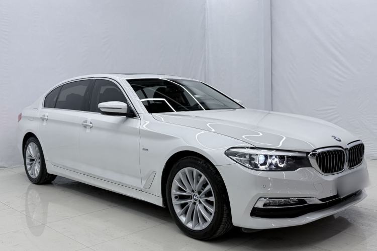 Used BMW 5 Series 2018 525Li Luxury Package
