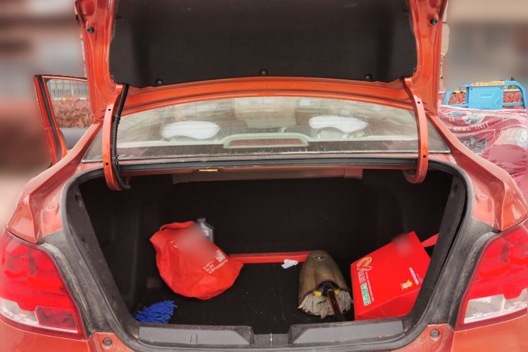 Used Chevrolet Sail 2015 Sail 3 1.3L AMT Ideal Edition Trunk