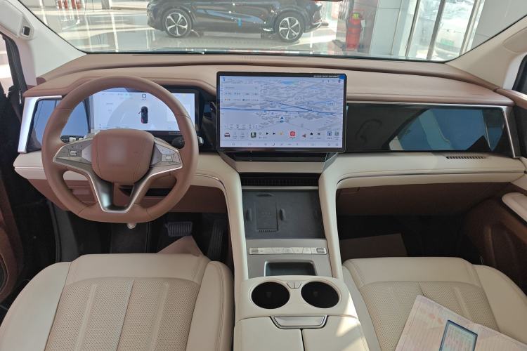 Used BYD Xia 2025 DM-i 1.5T 180km Beyond Edition
