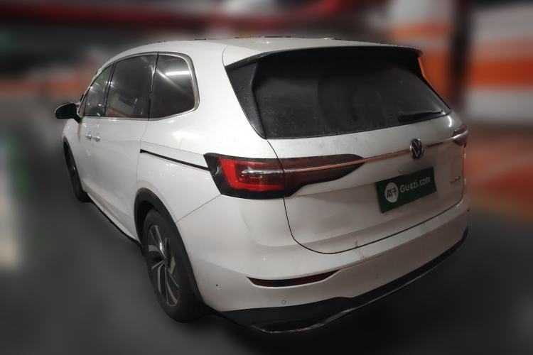 Used Volkswagen Viloran 2020 330TSI Luxury Edition Rear Left 45 Deg