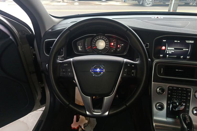 Used Volvo S60 2017 S60L T3 Smart Upgrade Edition
