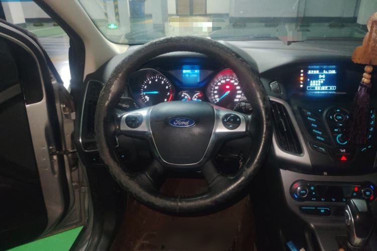 Used Ford Focus 2012 Hatchback 1.6L Automatic Fashion Edition