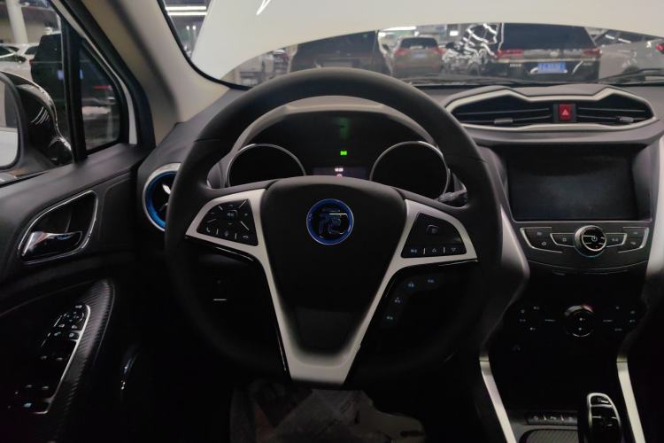 Used BYD Yuan New Energy 2018 EV360 Smart Connected Cool Model