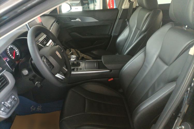 Used Hongqi H5 2022 Classic Model Facelift 1.5T DCT Qiyun Edition Left Front Seat