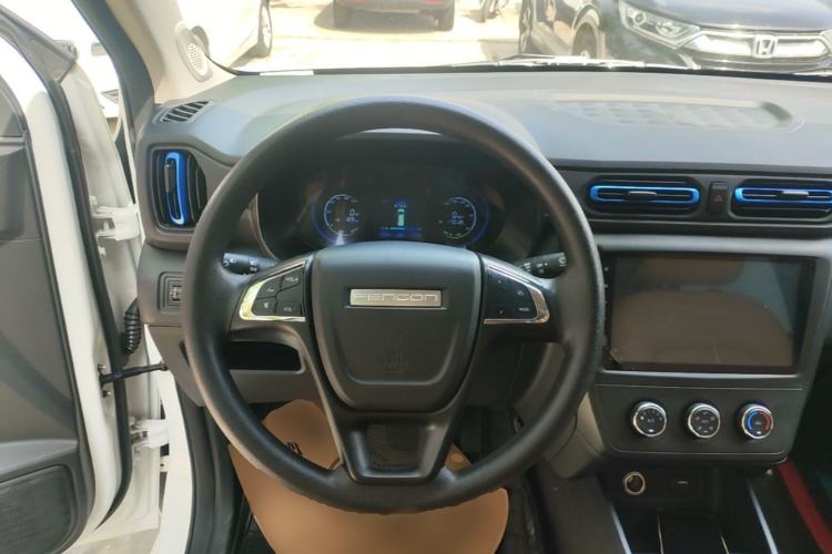 Used Dongfeng Fengon E380 2023 Standard Edition – Comfort Model 7 Seats
