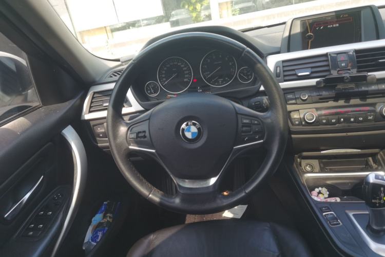 Used BMW 3 Series 2014 320i Sport Edition