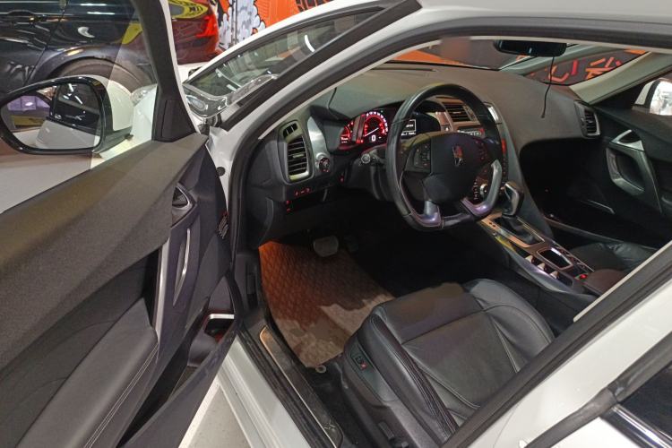 Used DS 5 2014 1.6T Luxury Edition THP160
