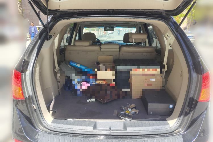 Used Hyundai Veracruz 2012 3.8L Comfort Edition Trunk