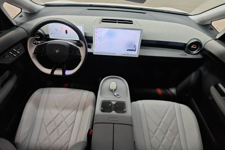 Used ARCFOX Kaola S 2024 PRO Center Console