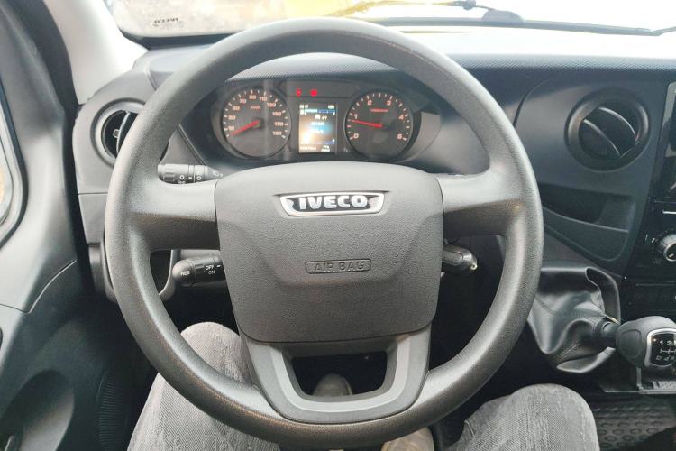 Used Iveco Eurocargo 2021 2.0T Manual Super-Rui Short Wheelbase Low-Roof Side-Hinged Door F1A