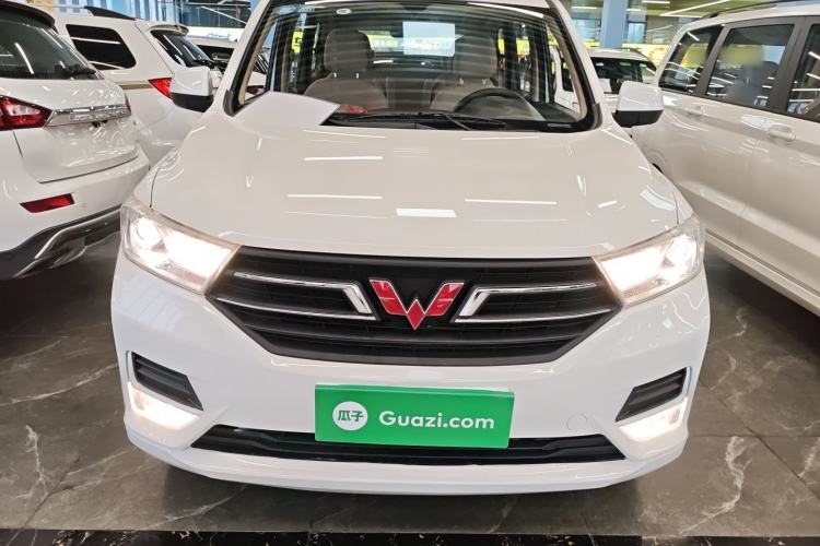 Used Wuling Hongguang 2019 1.5L S Standard Version China VI LAR