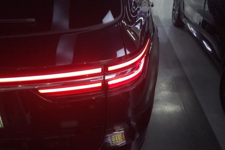 Used Li Auto ONE 2020 Extended-Range 6-Seater Version Right Rear Taillight