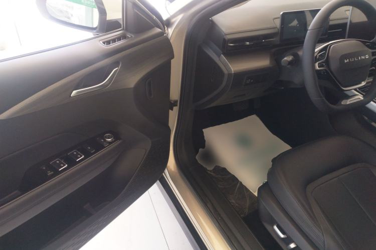 Used Wuling Xingguang 2024 Co-Creation Edition 510 Advanced Model