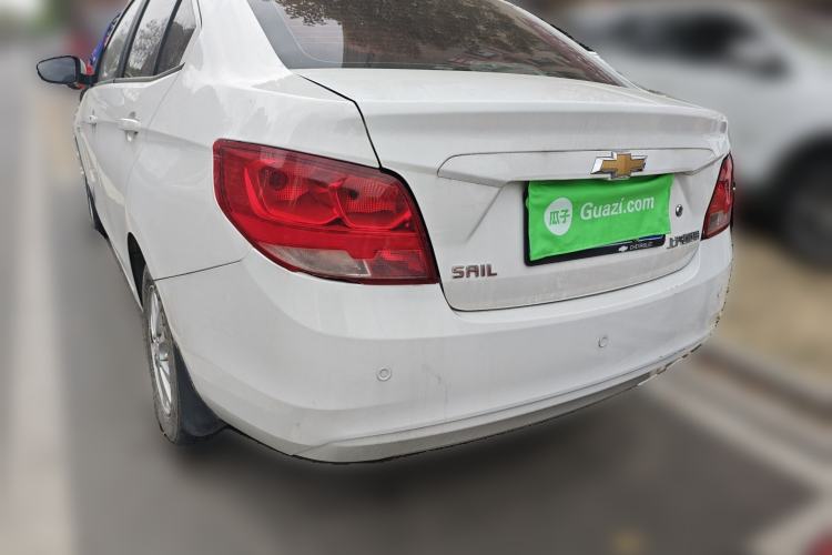 Used Chevrolet Sail 2015 Sail 3 1.5L AMT Happiness Sunroof Edition
