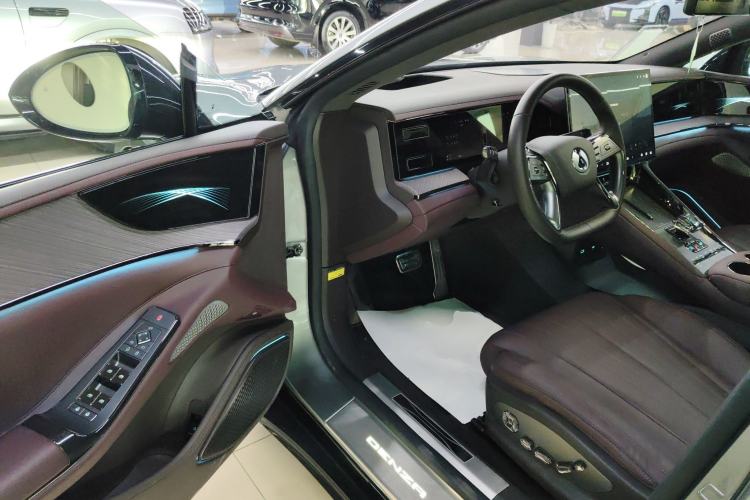 Used Denza Z9GT 2024 1100 Four-Wheel Drive Ultra Version
