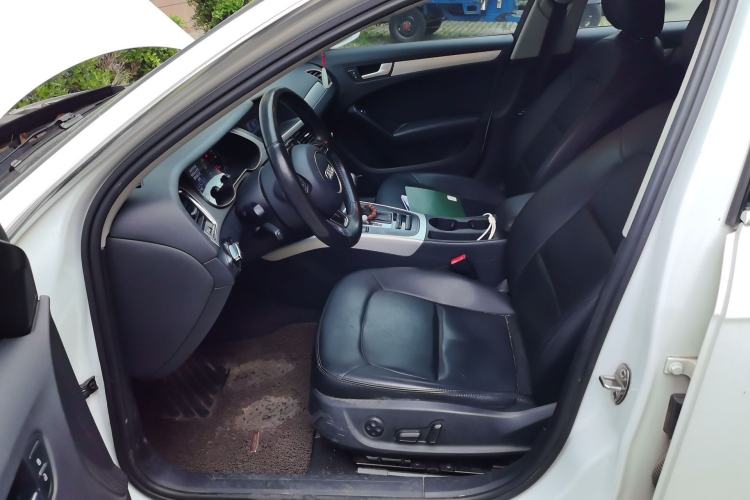 Used Audi A4L 2013 35 TFSI Automatic Standard Model Left Front Seat