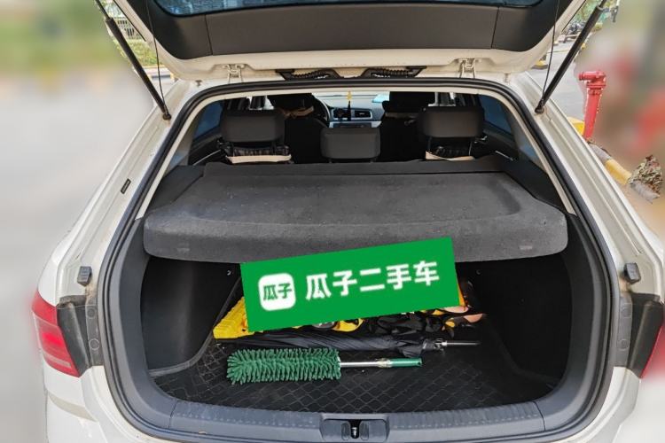 Used Volkswagen Gran Lavida 2017 1.6L Automatic Fashion Edition
