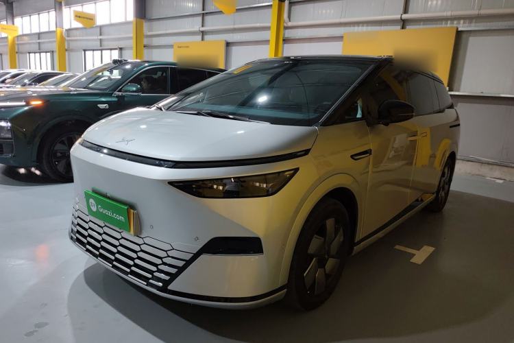 Used XPeng X9 2024 610 Long-Range Pro