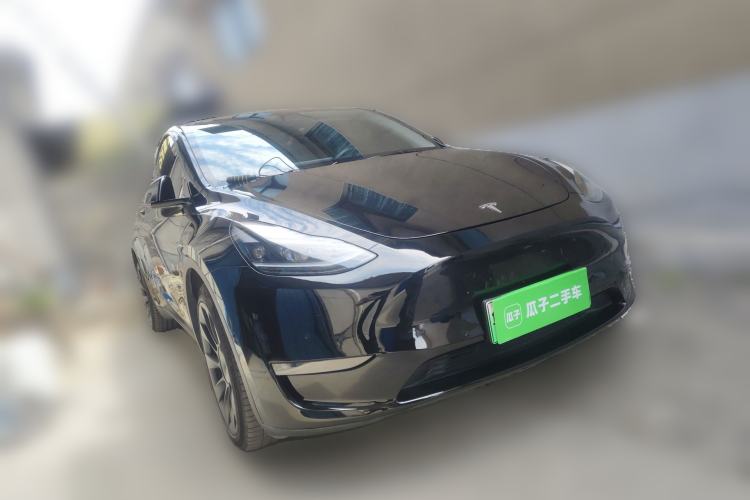 Used Tesla Model Y 2022 Long-Range All-Wheel-Drive Version
