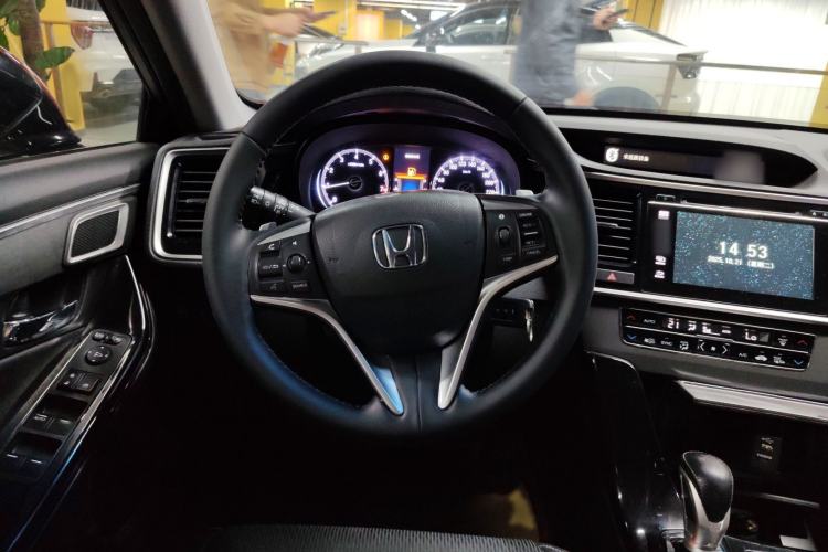 Used Honda Spirior 2015 2.0L Prestige Edition