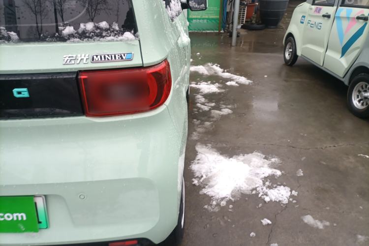 Used Wuling Hongguang MINIEV 2022 Macaron Premium Model – Lithium Ternary Battery
