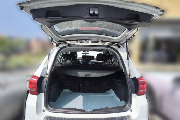 Used Haval H6 2015 Sport Edition 1.5T Manual Two-Wheel Drive Elite Model Trunk