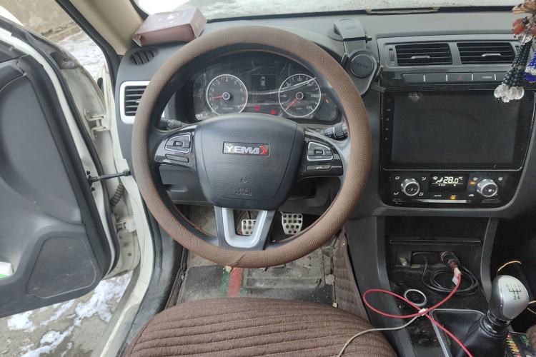 Used Yema T70 2016 Upgraded Model 1.5T Manual Luxury Version Steering Wheel