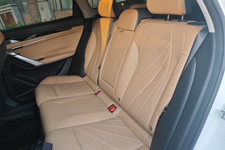 Used Geely Auto FX11 2023 1.5TD DCT Prestige Edition
