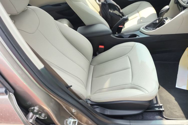 Used Buick GT 2021 Exemplar 1.5L Automatic Elite Version Right Front Seat