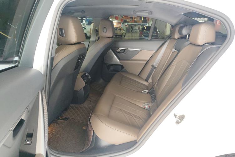 Used BMW 5 Series 2024 525i M Sport Package Left Rear Seat