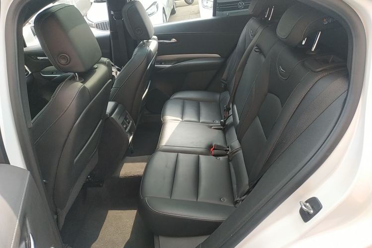 Used Cadillac XT4 2018 28T Two-Wheel-Drive Luxury Model