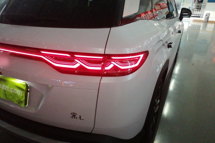 Used BYD Song L DM-i 2024 112 km Beyond Edition
