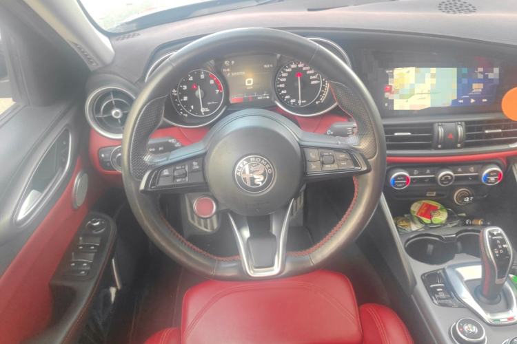 Used Alfa Romeo Giulia 2020 2.0T 280HP Luxury Sports Edition