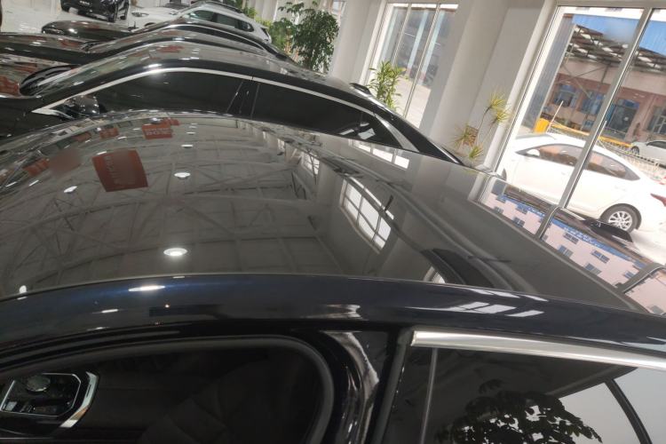 Used BMW 7 Series 2023 735Li M Sport Package Roof