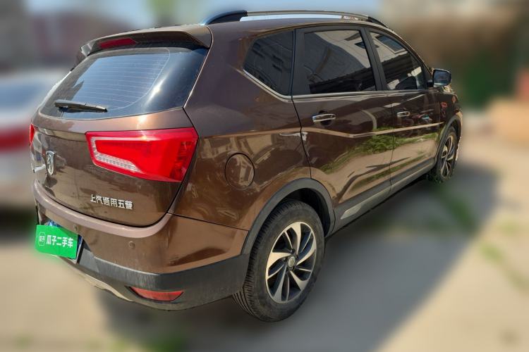 Used Baojun 560 2016 1.8L Manual Luxury Edition
