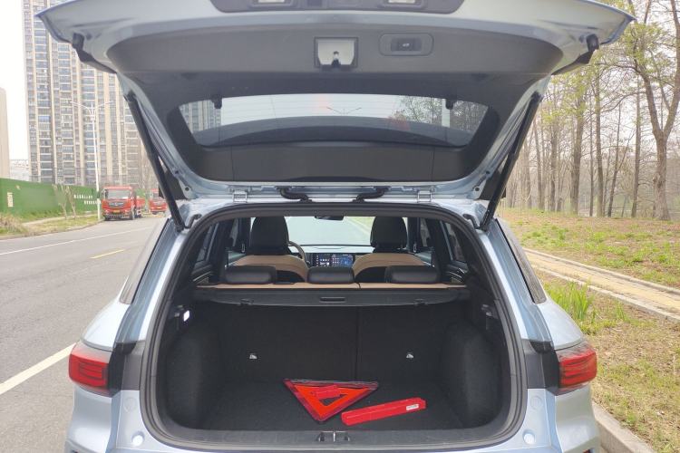 Used Geely Auto icon 2023 1.5TD Chocolate Luxe Edition Trunk