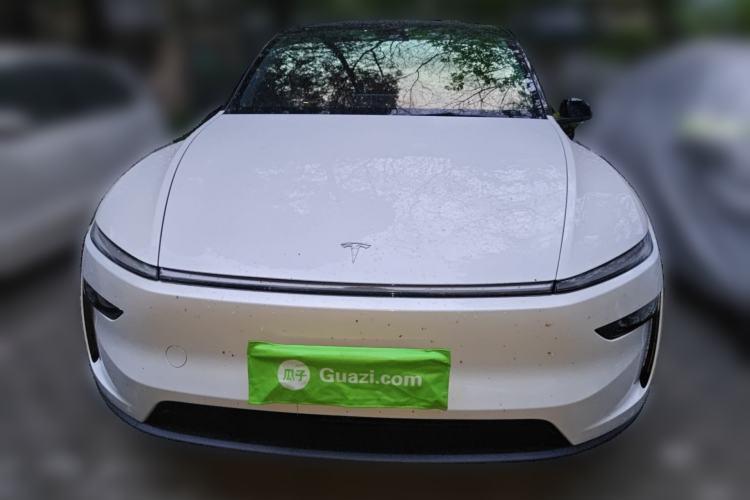 Used Tesla Model Y 2025 Rear-Wheel-Drive Version