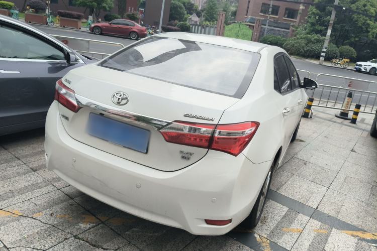 Used Toyota Corolla 2017 1.2T CVT GL-i Leather Edition Rear Right 45 Deg