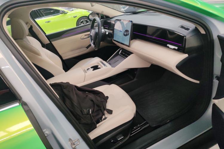 Used BYD Qin L 2025 EV 545KM Excellence Edition Right Front Seat