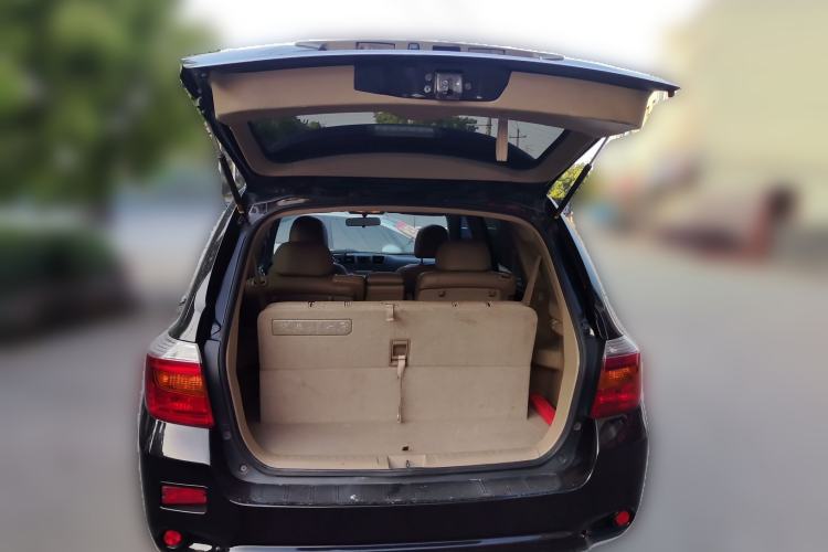 Used Toyota Highlander 2009 2.7L Two-Wheel Drive 7-Seater Luxury Edition