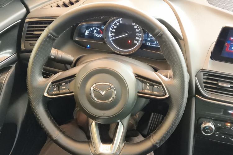 Used Mazda CX-4 2021 2.0L Automatic Two-Wheel Drive Blue Sky Exploration Edition Steering Wheel