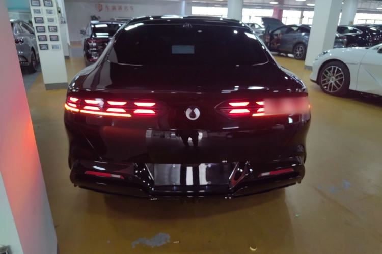 Used Denza Z9 2024 1100 km All-Wheel-Drive Ultra Version
