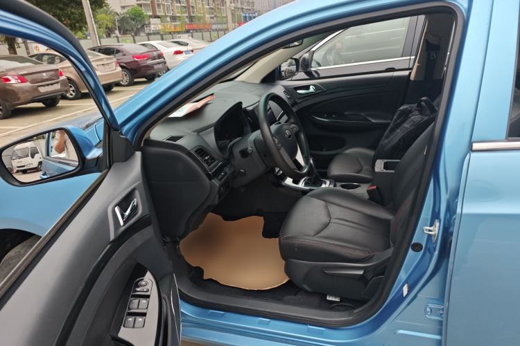 Used BYD e5 2017 300 Prestige Edition
